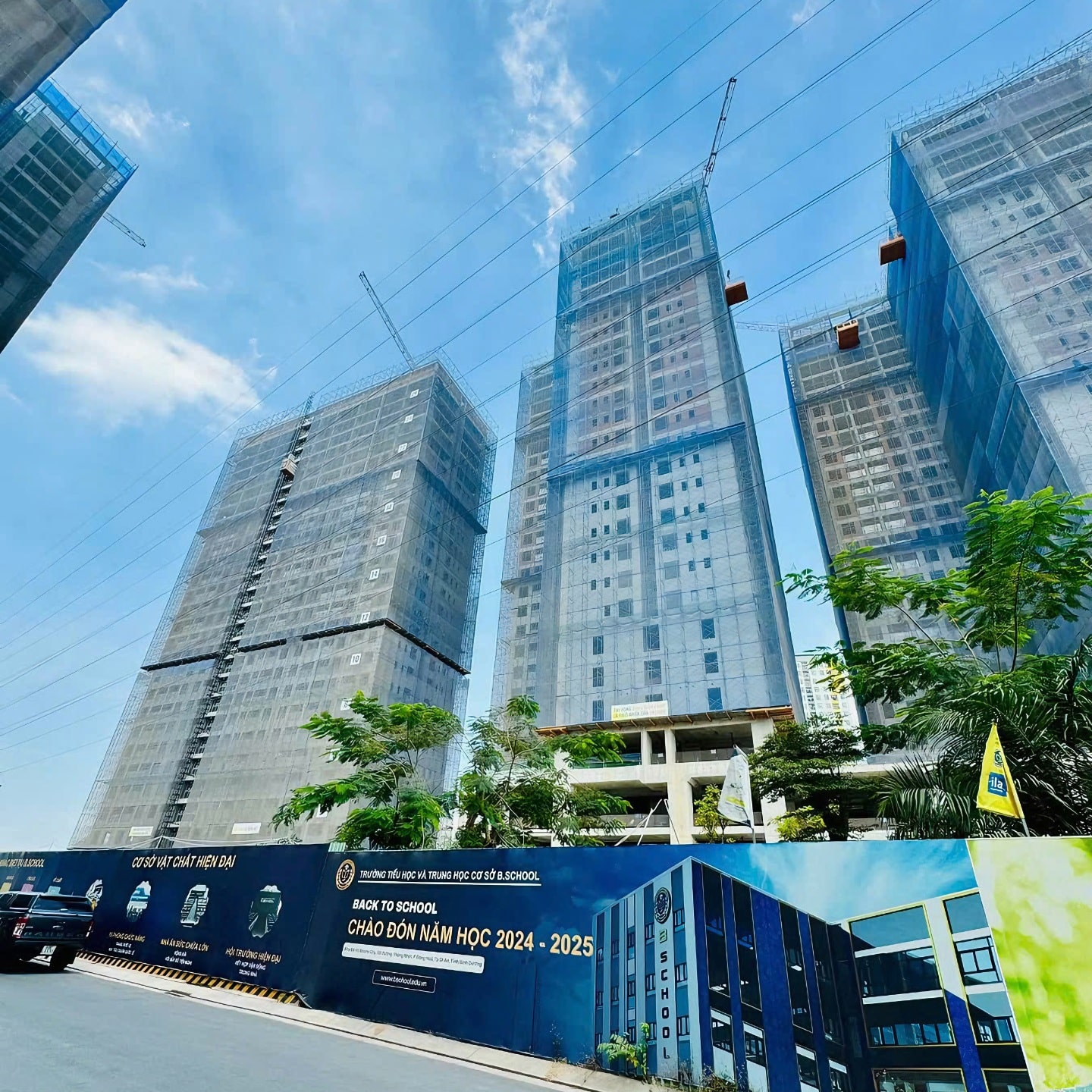 Hình ảnh thực tế căn hộ tòa tháp Green Sapphire Bcons City